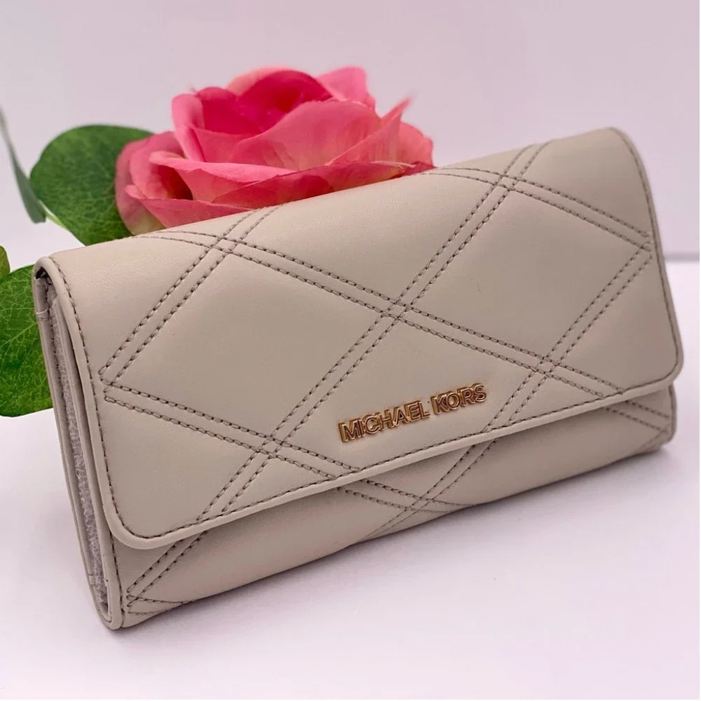 Michael Kors Large Trifold Wallet Light Sand